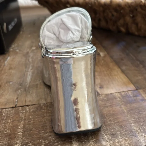 Delia’s Vintage Mirrored Metallic Platform Sandals -NIB Dustbags&Original Box - Picture 4 of 10